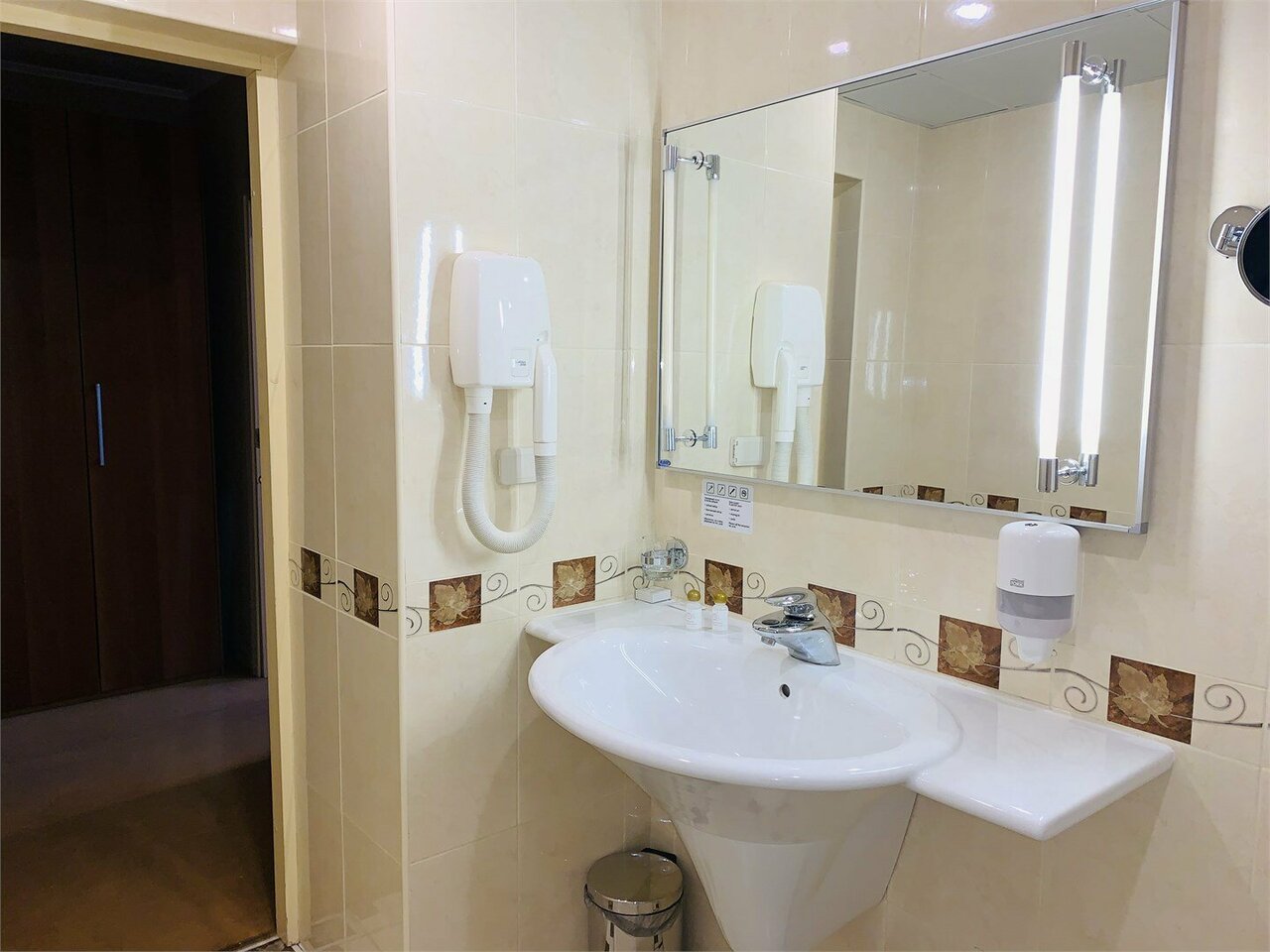 Гостиница Славянка Челябинск