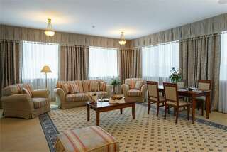 Гостиница Славянка Челябинск Люкс VIP (Suite VIP)-1