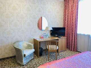 Гостиница Славянка Челябинск Однокомнатный с одной широкой кроватью (Standard Double)-2