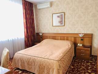 Гостиница Славянка Челябинск Двухкомнатный люкс (Suite Superior)-5