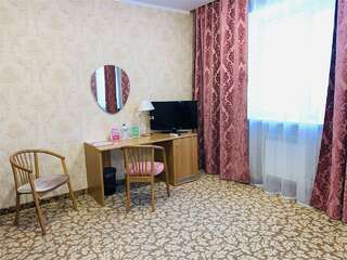 Гостиница Славянка Челябинск Однокомнатный с одной широкой кроватью, улучшенный(DeLuxe)-6